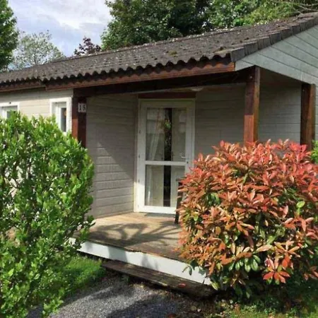 Cosy Avec Terrasse - 2 Chambres, 4 Personnes - Api-1-52-350